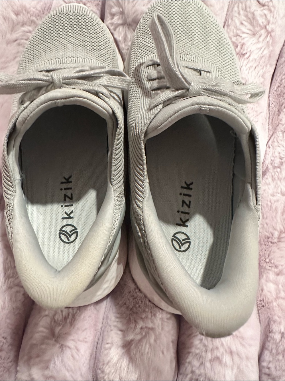 KIZIK 8.5 WIDE Women’s Light Gray Slip-On Knit Sneakers - Picture 13 of 13